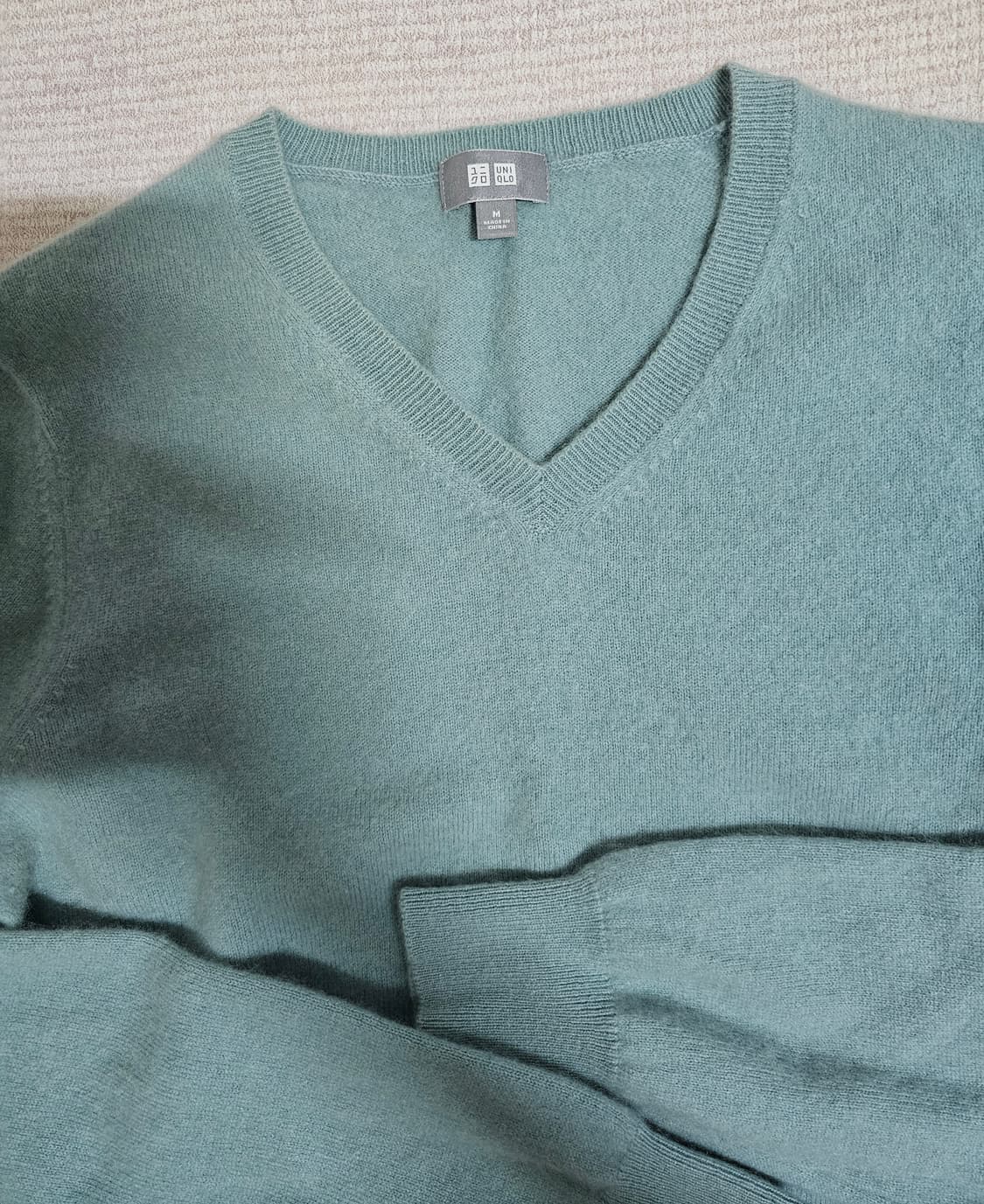 유니클로 하늘색 캐시미어100%  M  상태a급 상품이미지4