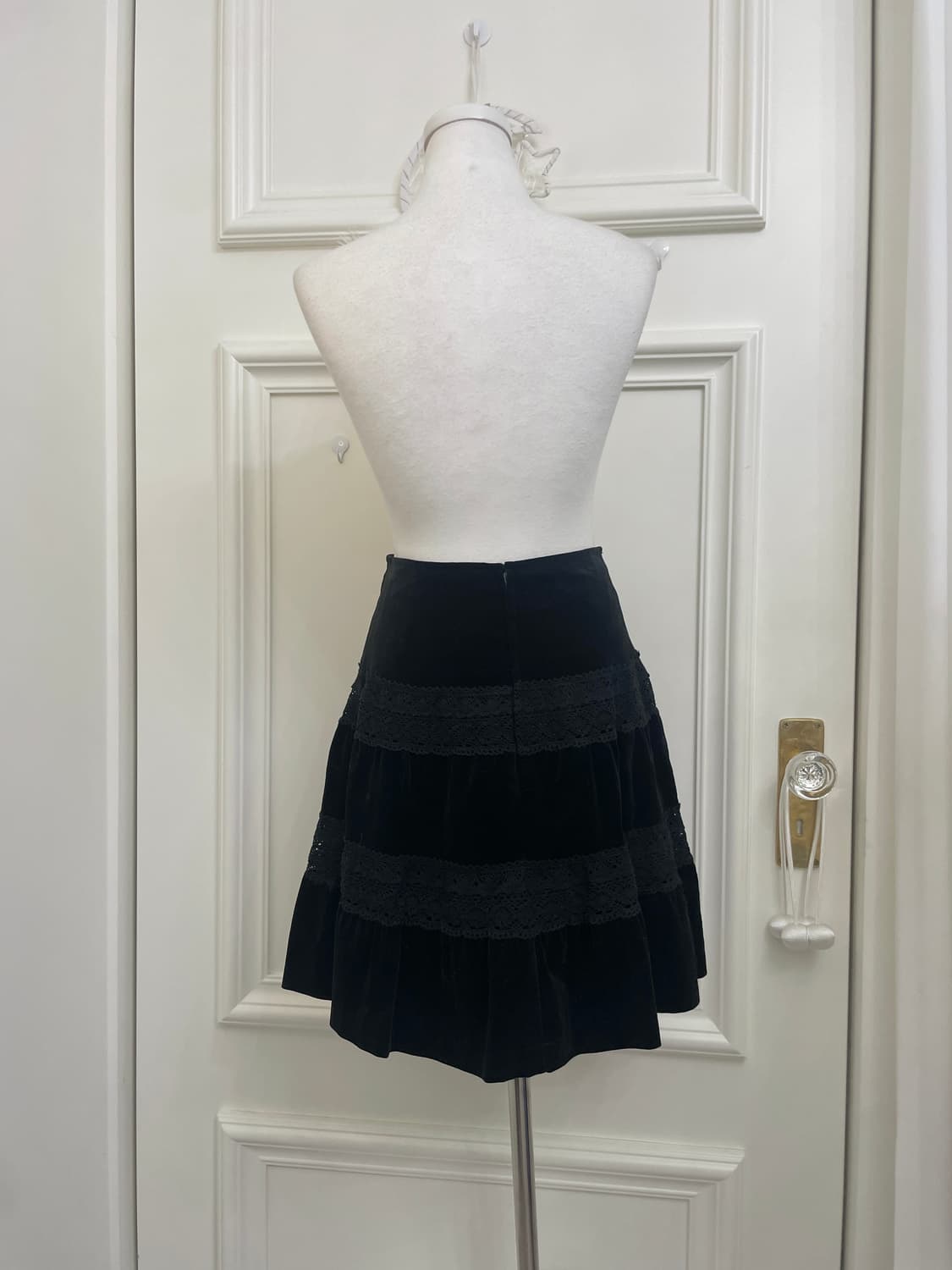 LEST ROSE black velvet lace midi skirt 상품이미지3