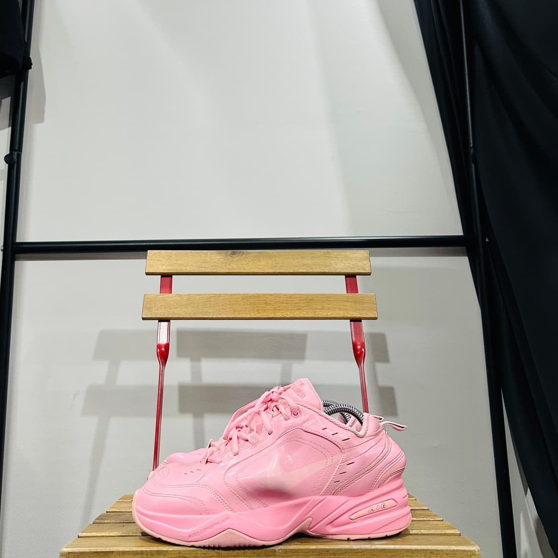 255) 나이키 X 마틴 로즈 운동화 남성 남자 신발 에어모나크 상품이미지3