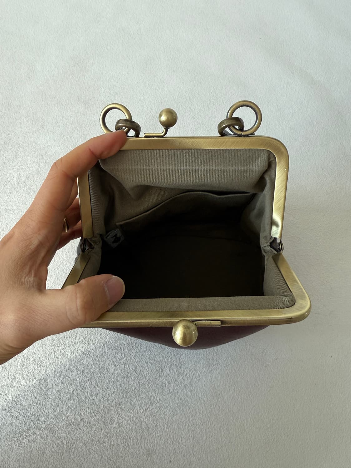 유르트(YURT) 레더 프레임백(크로스스트랩 포함) 상품이미지9