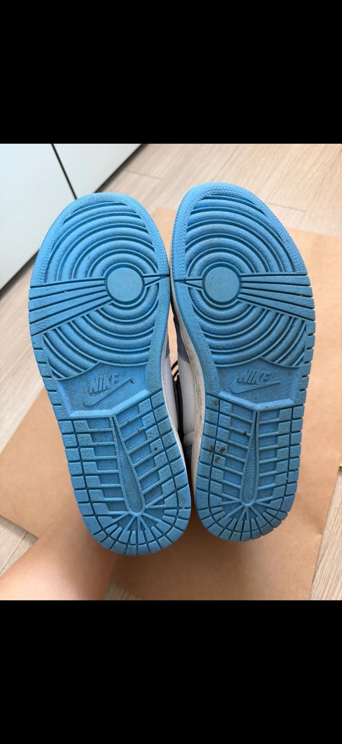 조던 1레트로 하이 OG 유니버시티 블루 상품이미지4