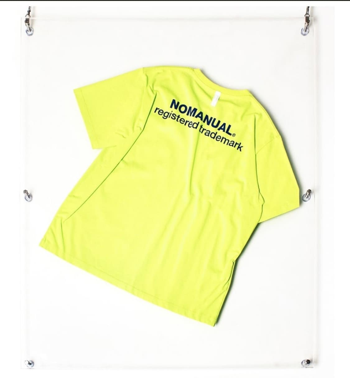 노매뉴얼 형광 반팔 티셔츠 L사이즈 상품이미지1