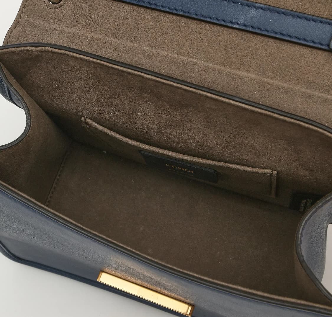 [A급] 펜디 칸 아이 에프 스몰 숄더백 판매합니다!!! 상품이미지8