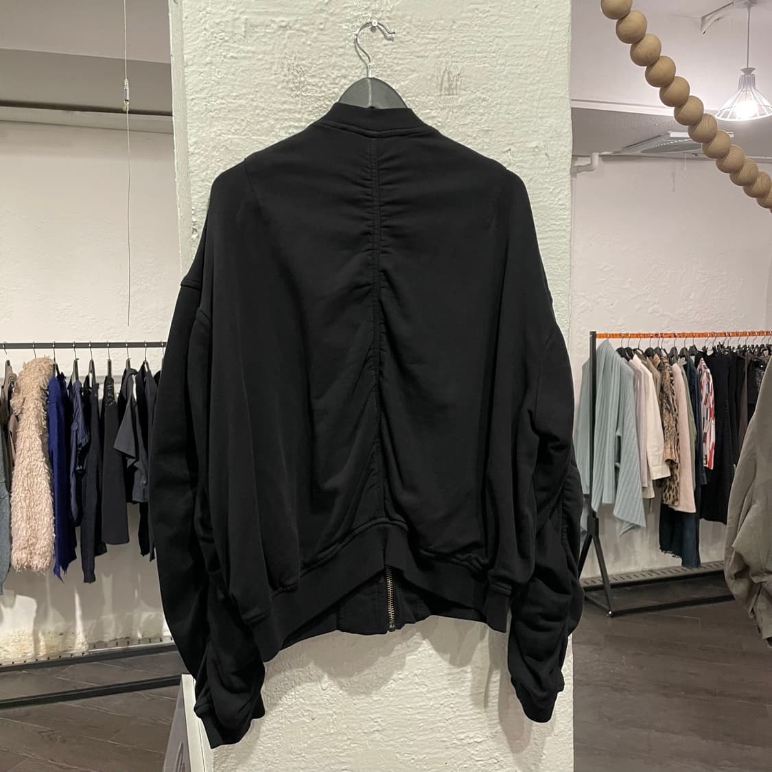 하이더아커만 가시 자수 봄버 상품이미지3