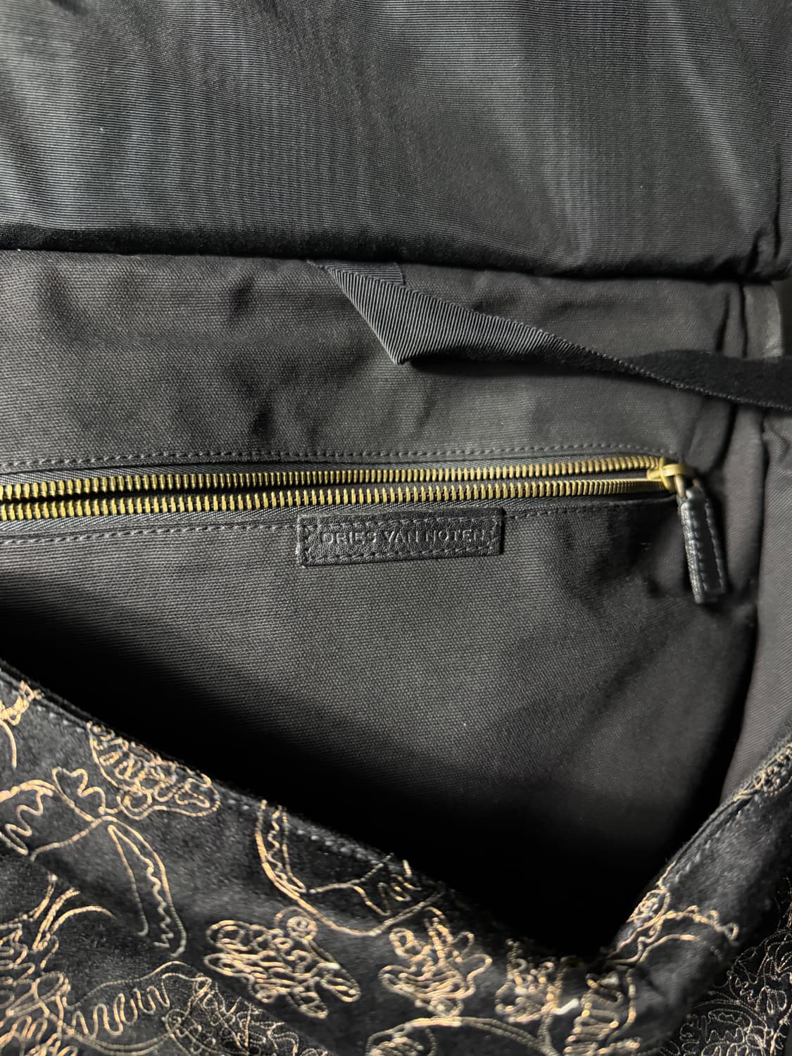 드리스반노튼 빈티지 자카드 핸드백 상품이미지8