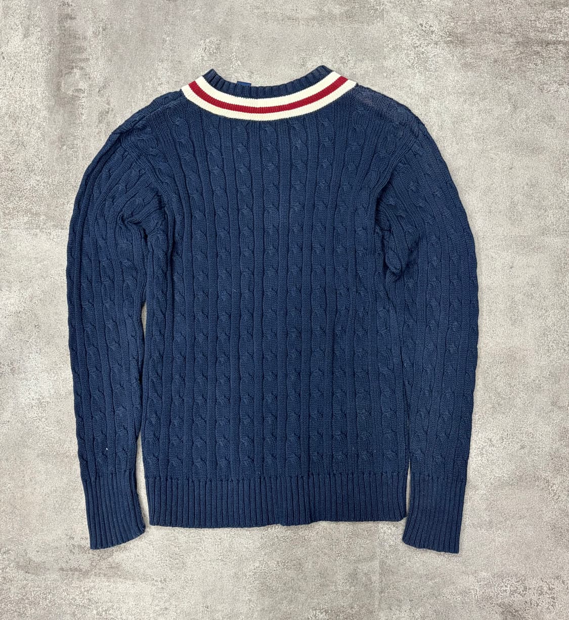 폴로 랄프로렌 네이비 꽈배기 V넥 니트 상품이미지5