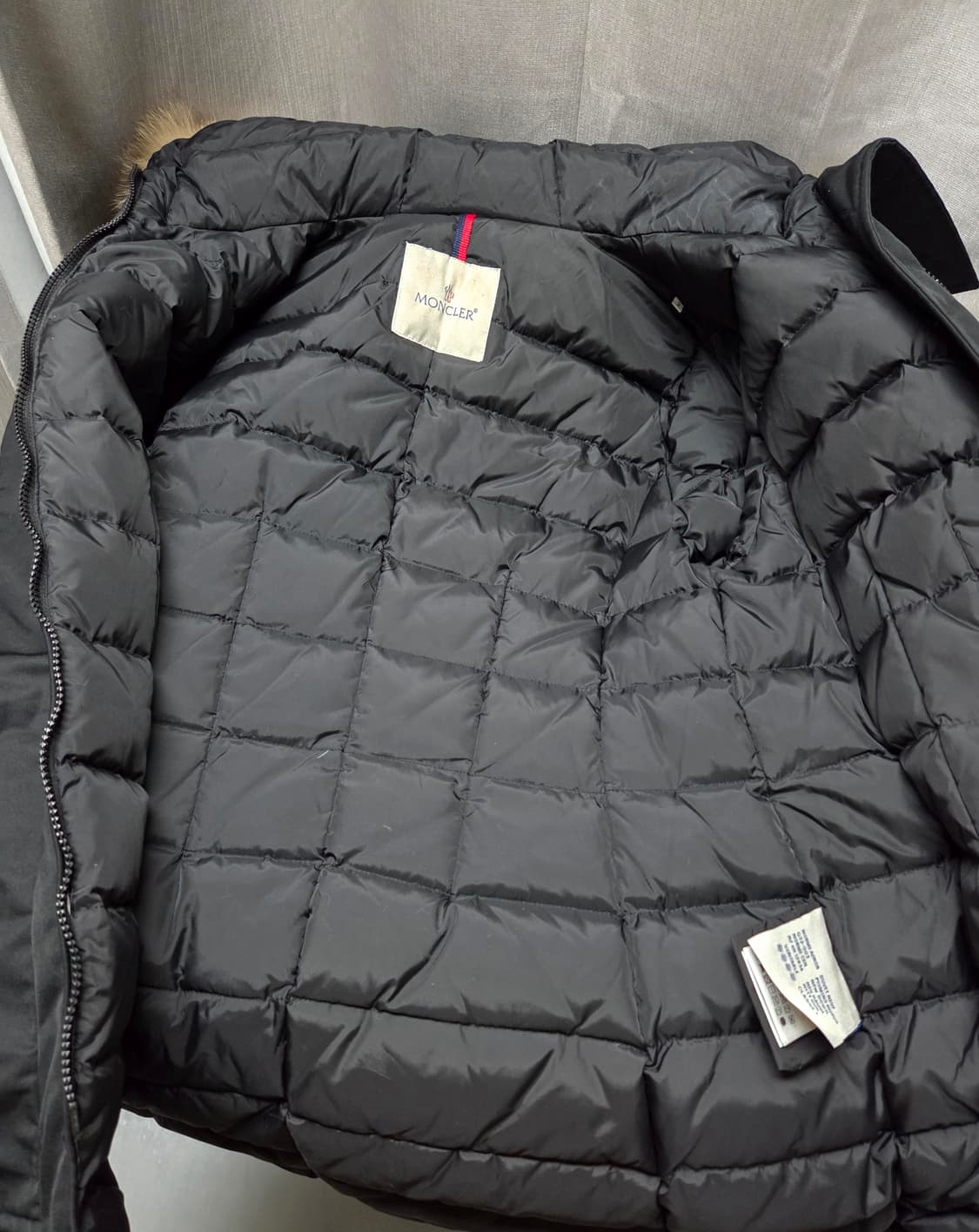 정품)몽클레어여성85~90 최상급 상품이미지8