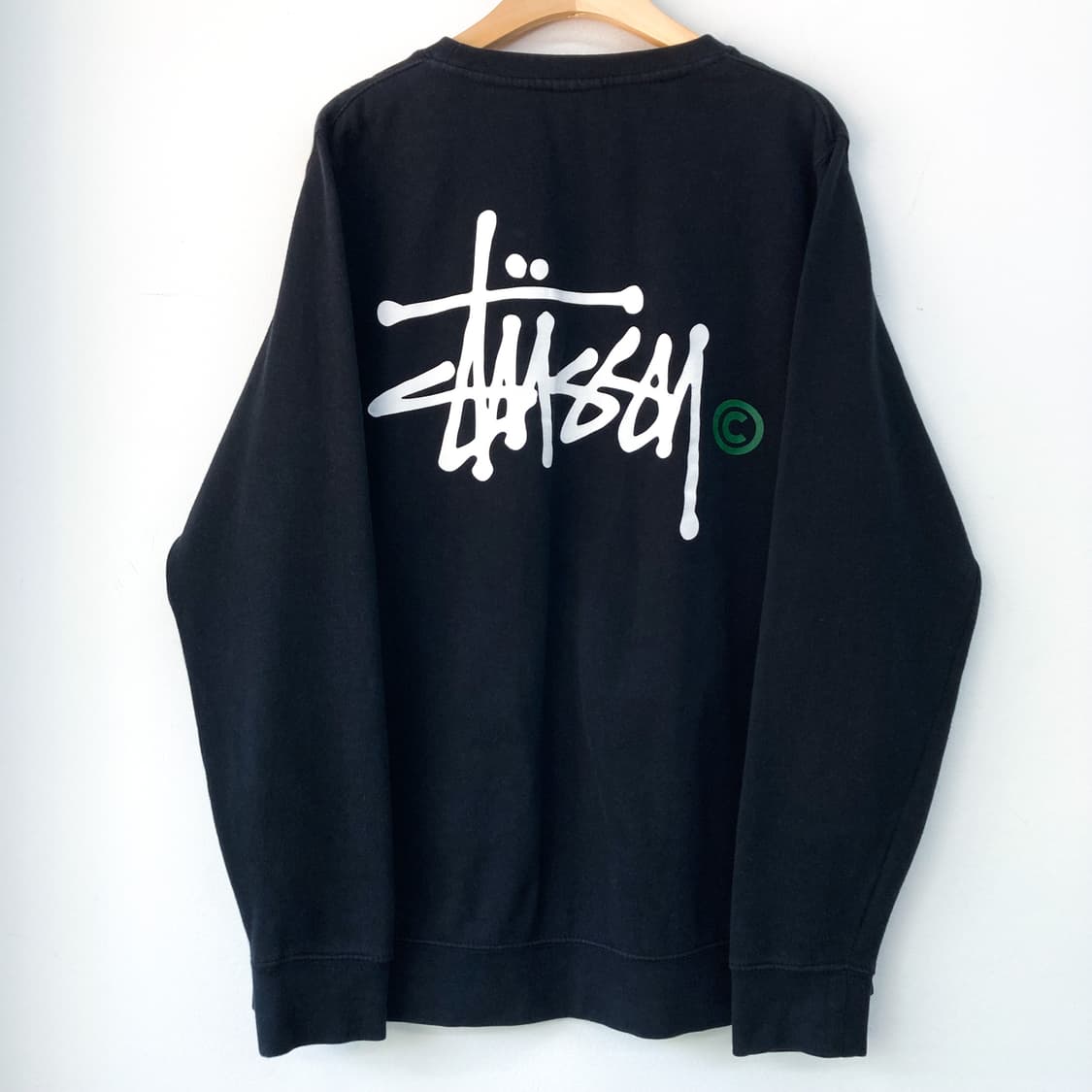 스투시 빅 스탁 로고 블랙 스웻 맨투맨 상품이미지6