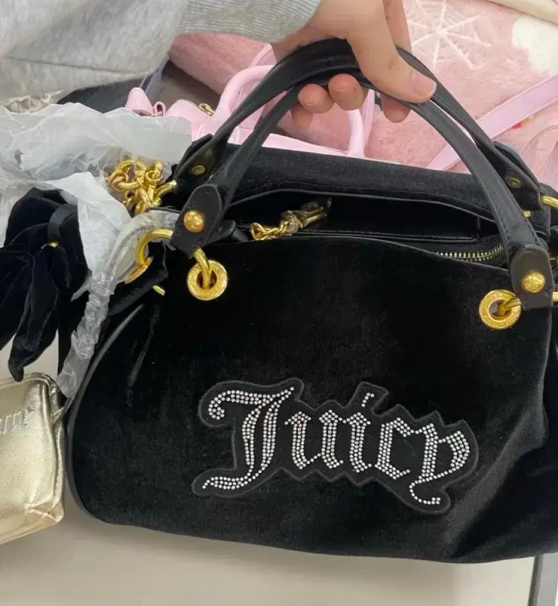 쥬시꾸뛰르 블랙 벨벳 갸루깔 대대장 핸드백  상품이미지1