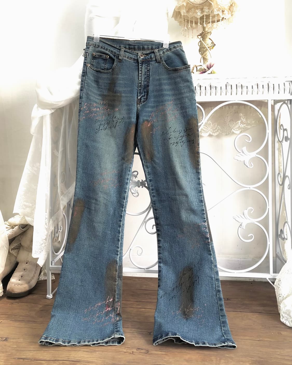 glitter lettering bootcut denim pants 상품이미지1