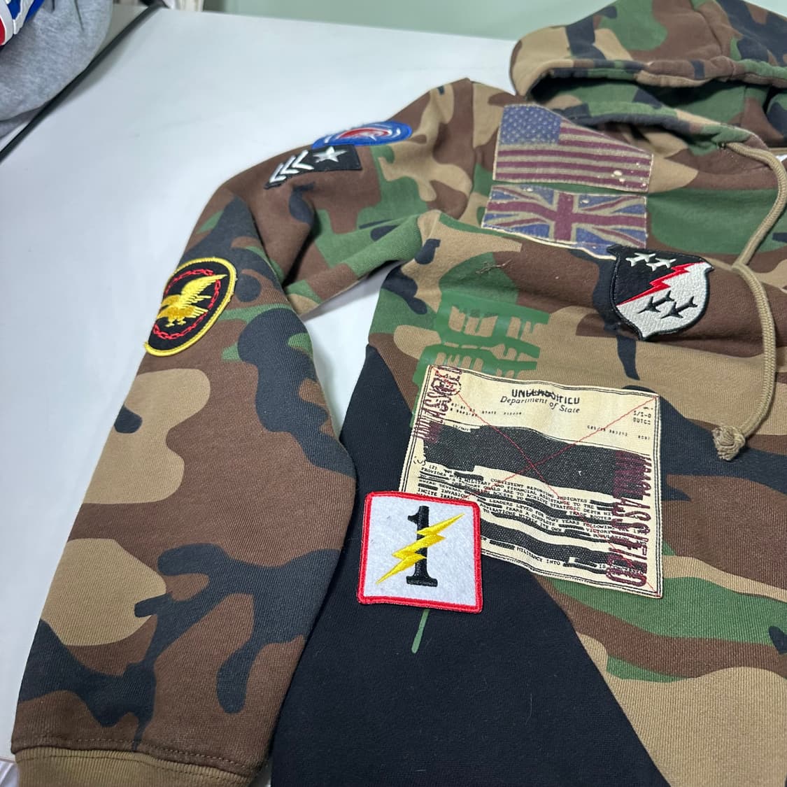 S 90 트레블 리즌 밀리터리패치 카모 스웻후드 상품이미지4