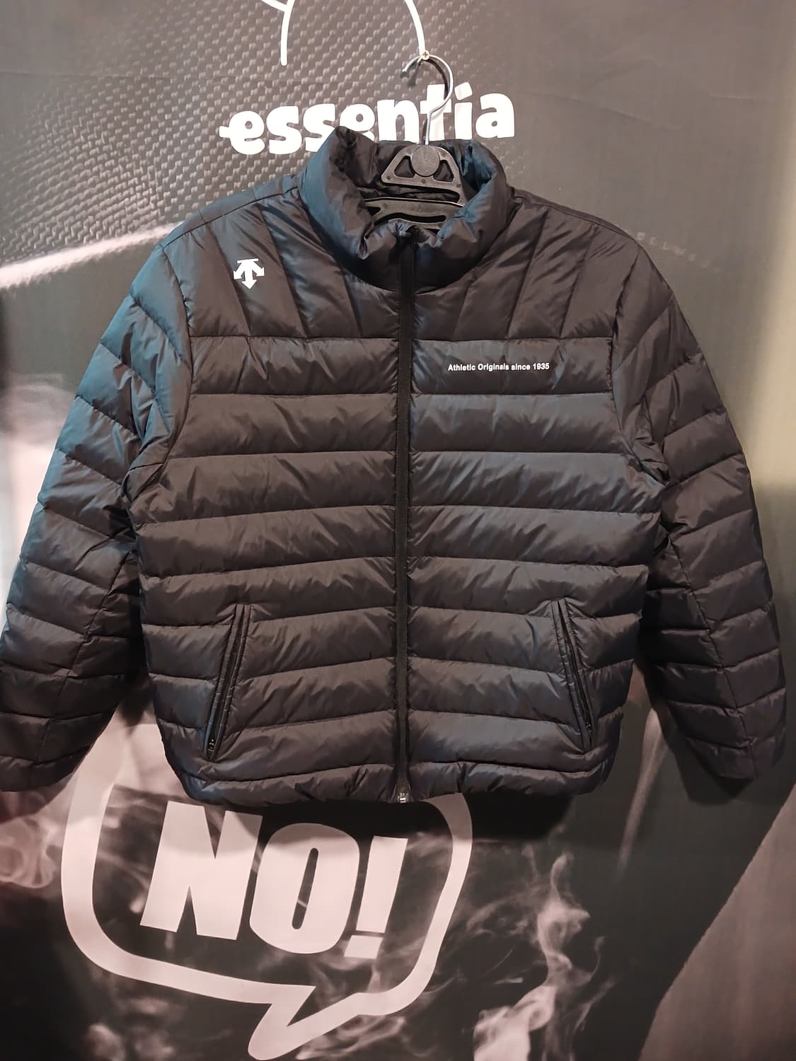 데상트 중경량 다운자켓 블랙 상품이미지1