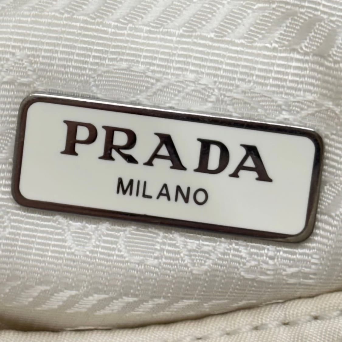 프라다 리에디션 포코노 리나일론 호보 숄더백 상품이미지6