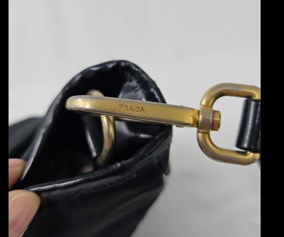 정품 프라다 블랙 나일론 숄더백 상품이미지7