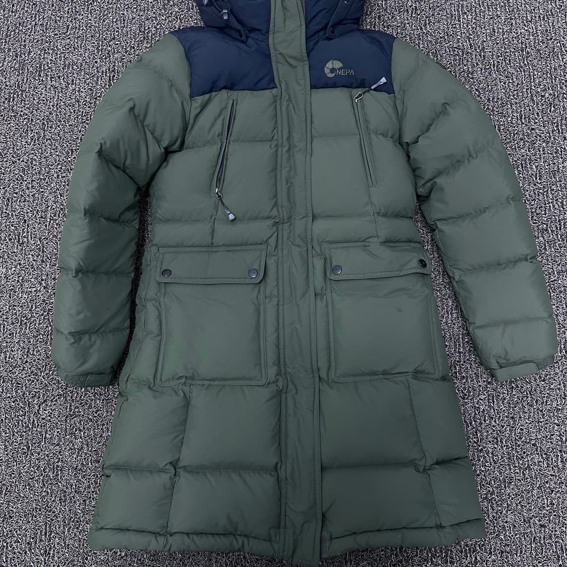 NEPA 네파 여성 덕다운 롱패딩 카키 95(M) 상품이미지3