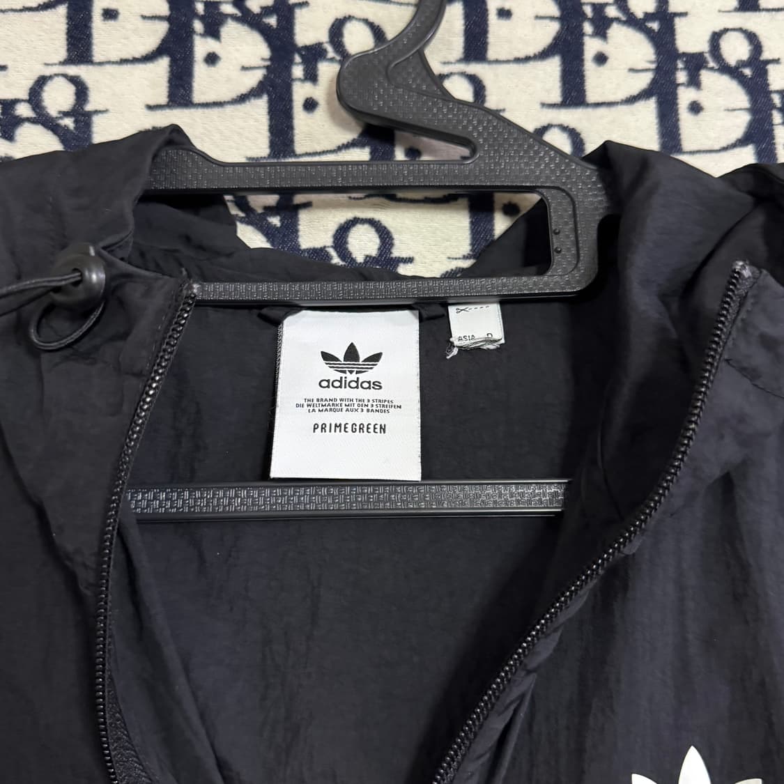 아디다스 에센셜 후드 바람막이 M 상품이미지4