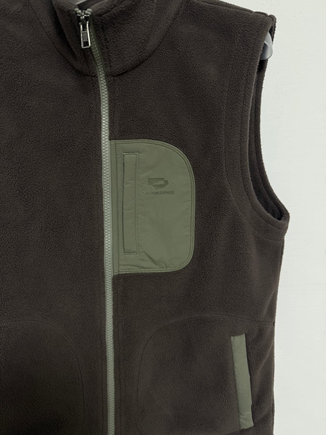 웰빙익스프레스 Fleece Vest Brown L 상품이미지2