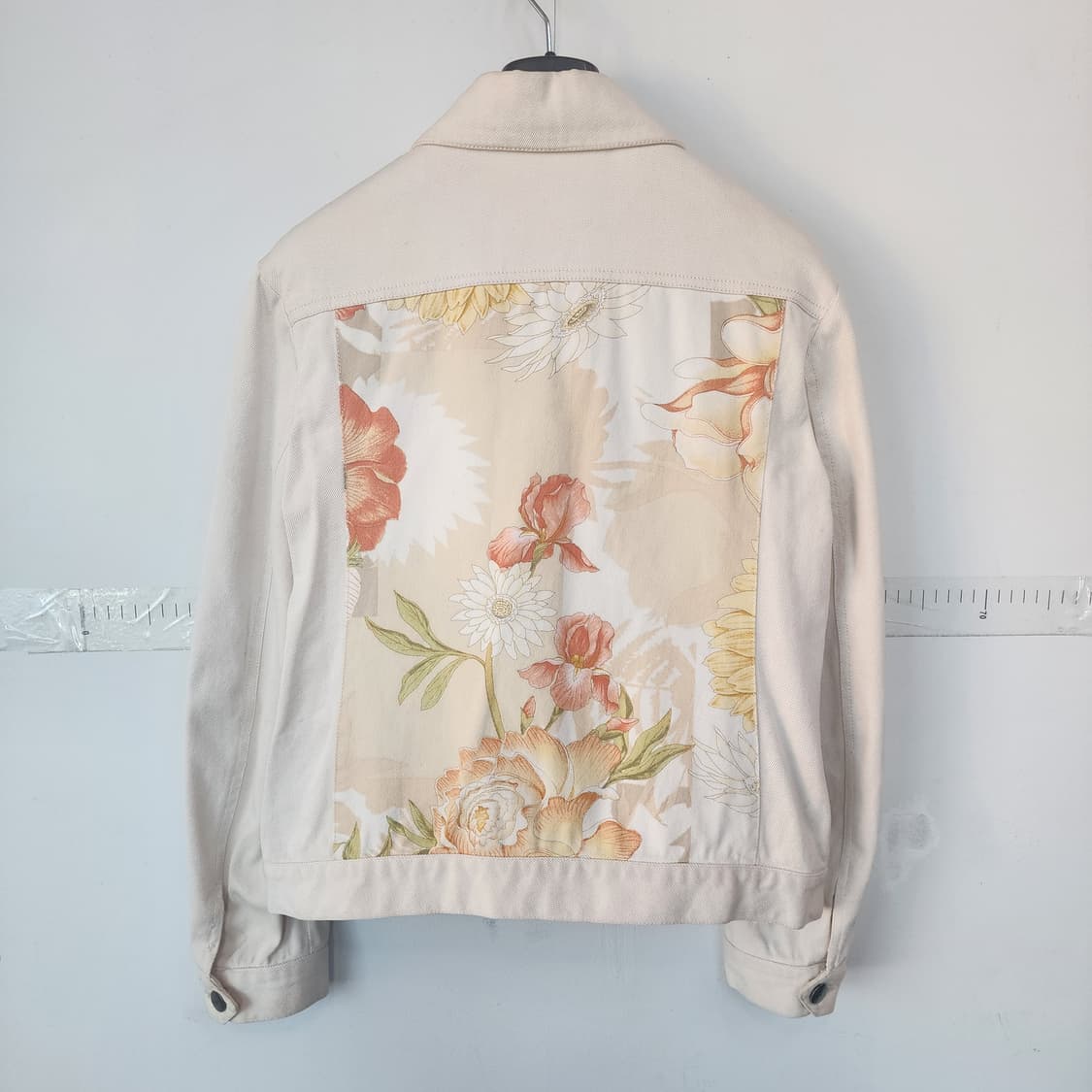 살바토레 페라가모 플라워 패턴 자켓 아이보리 상품이미지8