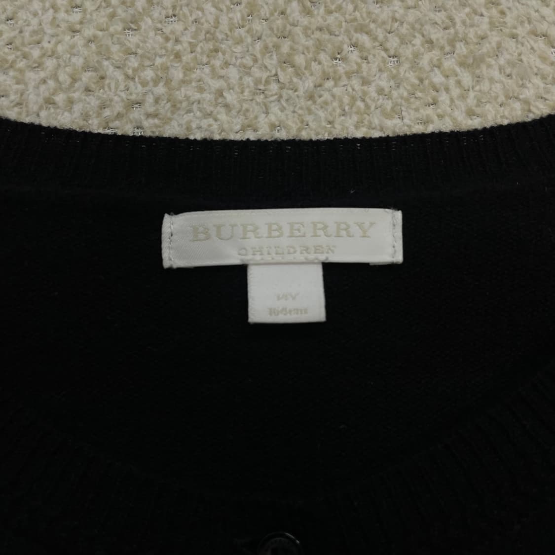 버버리 칠드런 기마 자수 로고 라운드 가디건 블랙 상품이미지4