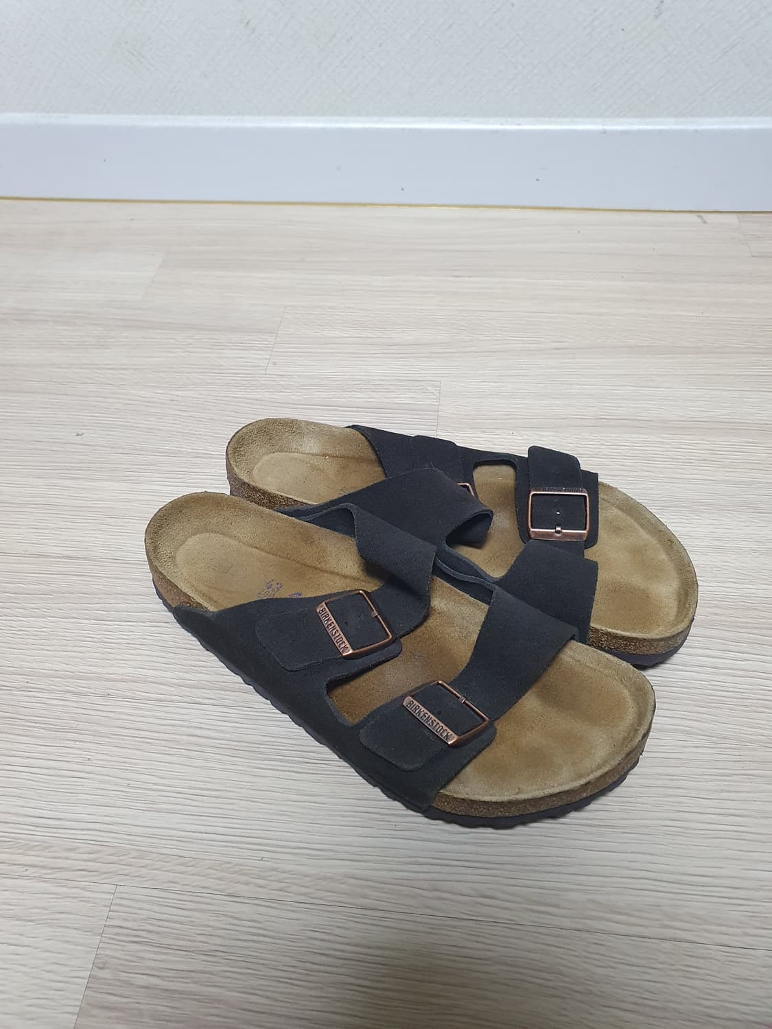 버켄스탁 아리조나 블랙 슬리퍼 280 상품이미지2