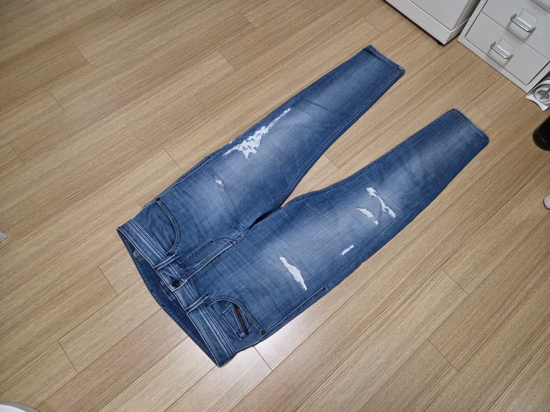 디젤  Thommer T 조그진 청바지 상품이미지2