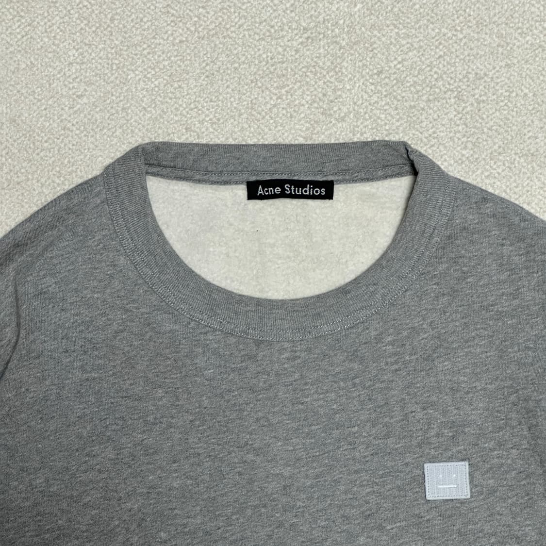 아크네 스튜디오 페어뷰 페이스 맨투맨 상품이미지5