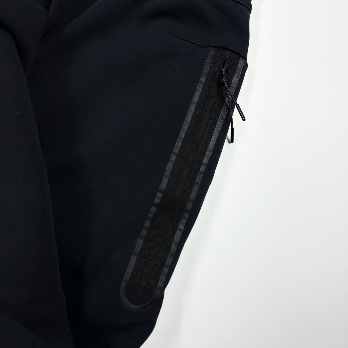 나이키 퓨추라 테크팩 블랙 조거팬츠 (M) 상품이미지5