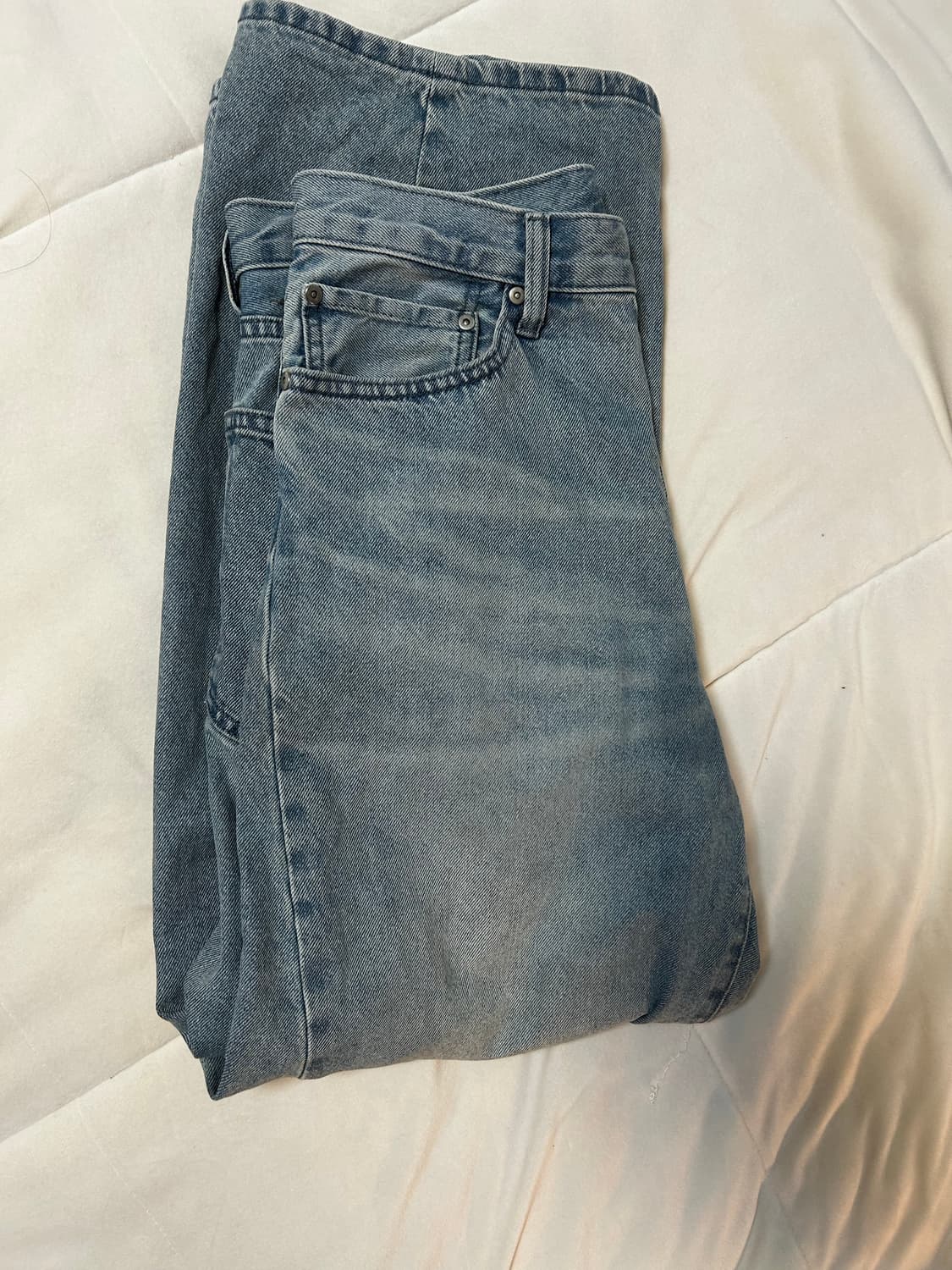 GU 커브드핏 연청 28사이즈 상품이미지1