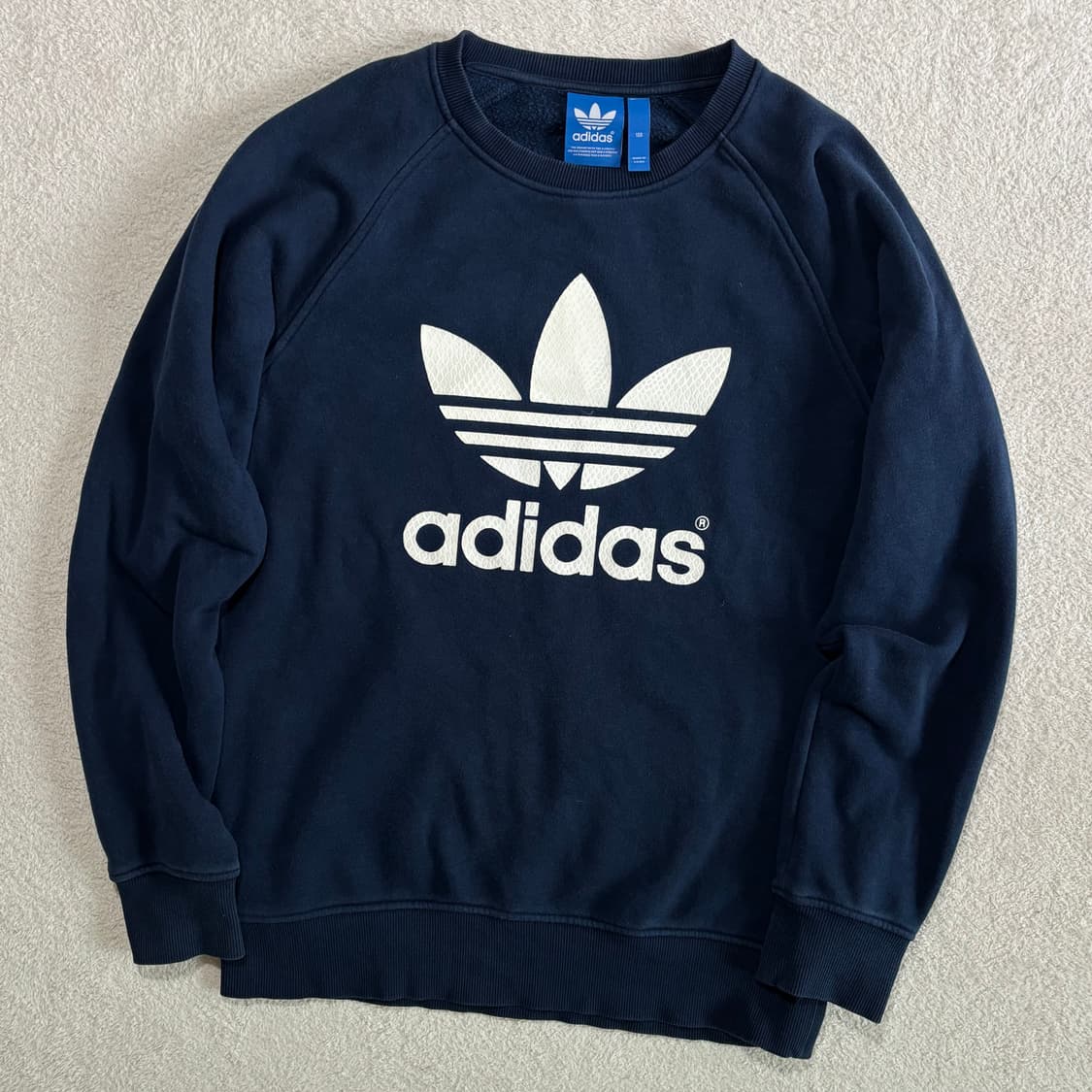 아디다스 파이어버드 네이비 빅 로고 맨투맨 상품이미지1