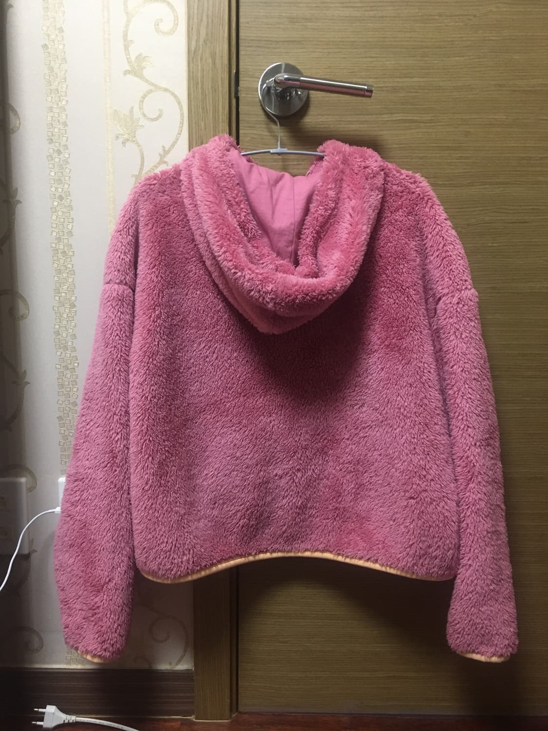 나이키 핑크 퍼 후드 상품이미지2