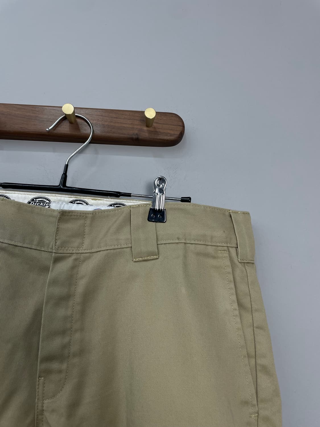 디키즈 베이지 패치로고 반바지 H233 상품이미지3
