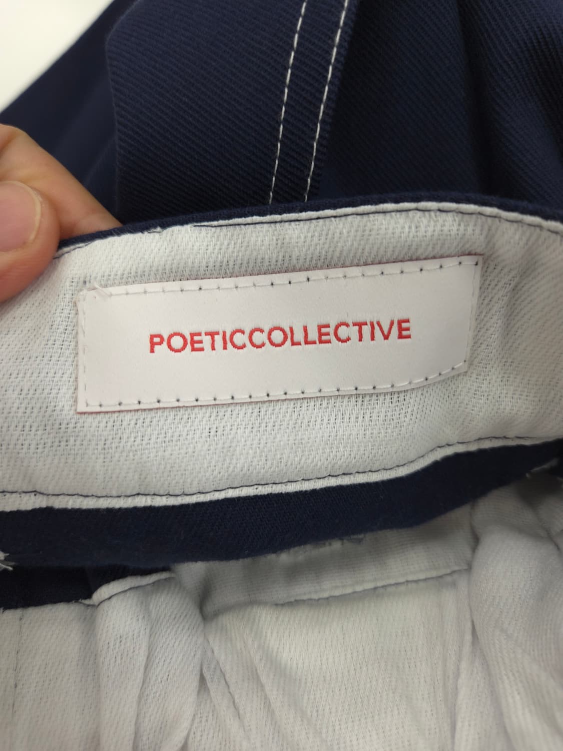 M [새상품] POETICCOLLECTIVE 네이비 스티치 와이드 팬츠 상품이미지9