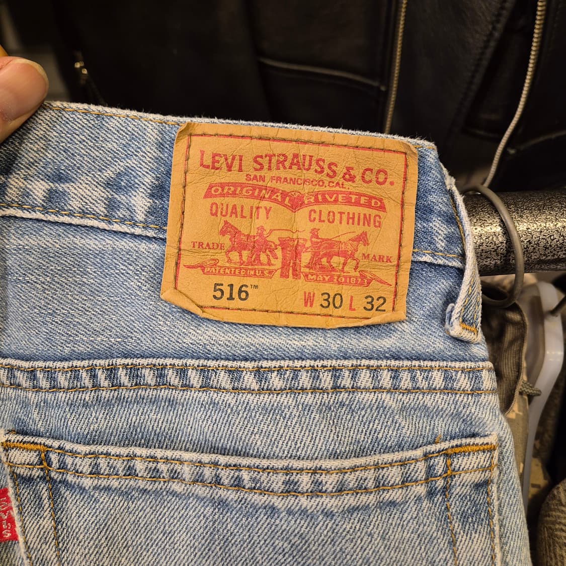 30인치 리바이스 516 연청바지  상품이미지3