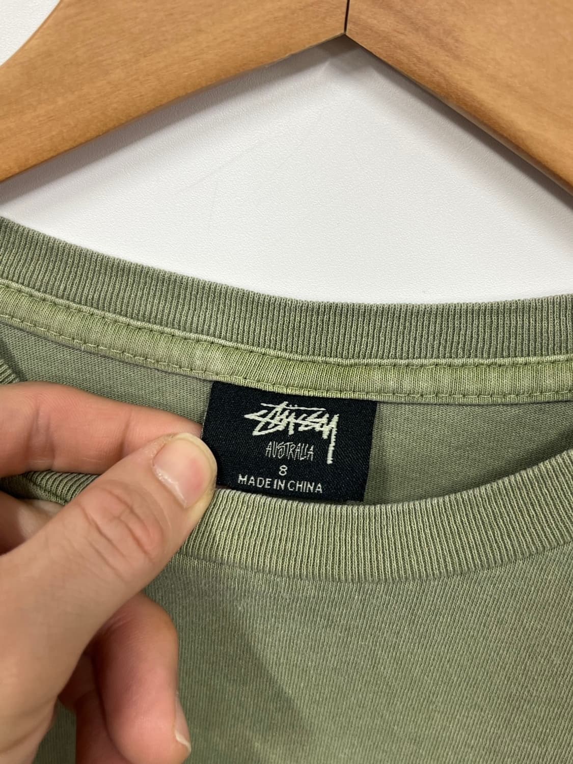스투시 베이직 로고 카키 반팔 티셔츠 상품이미지5