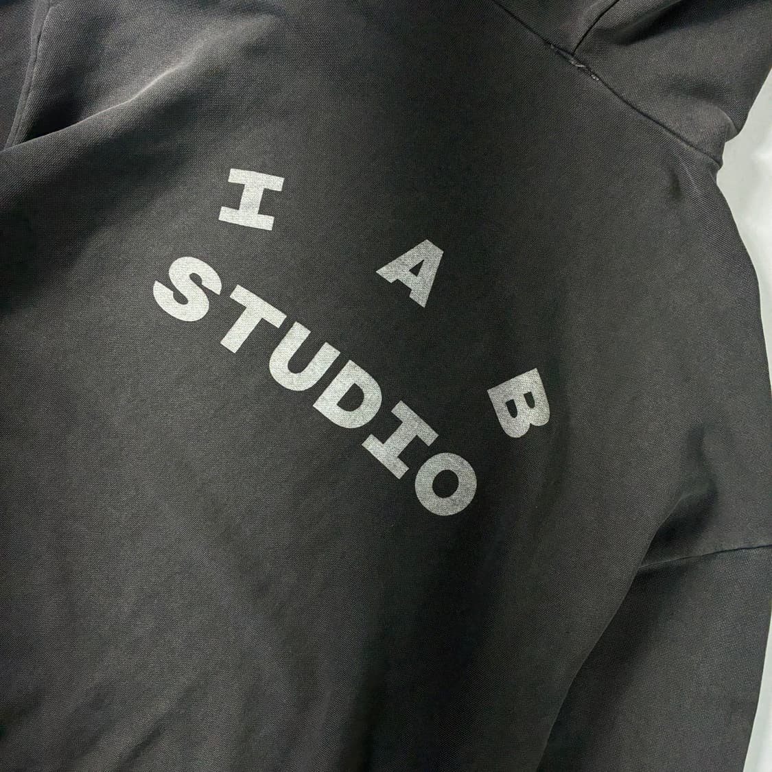 IAB studio  아이앱 코튼 그레이 스펠아웃 후드티  상품이미지3