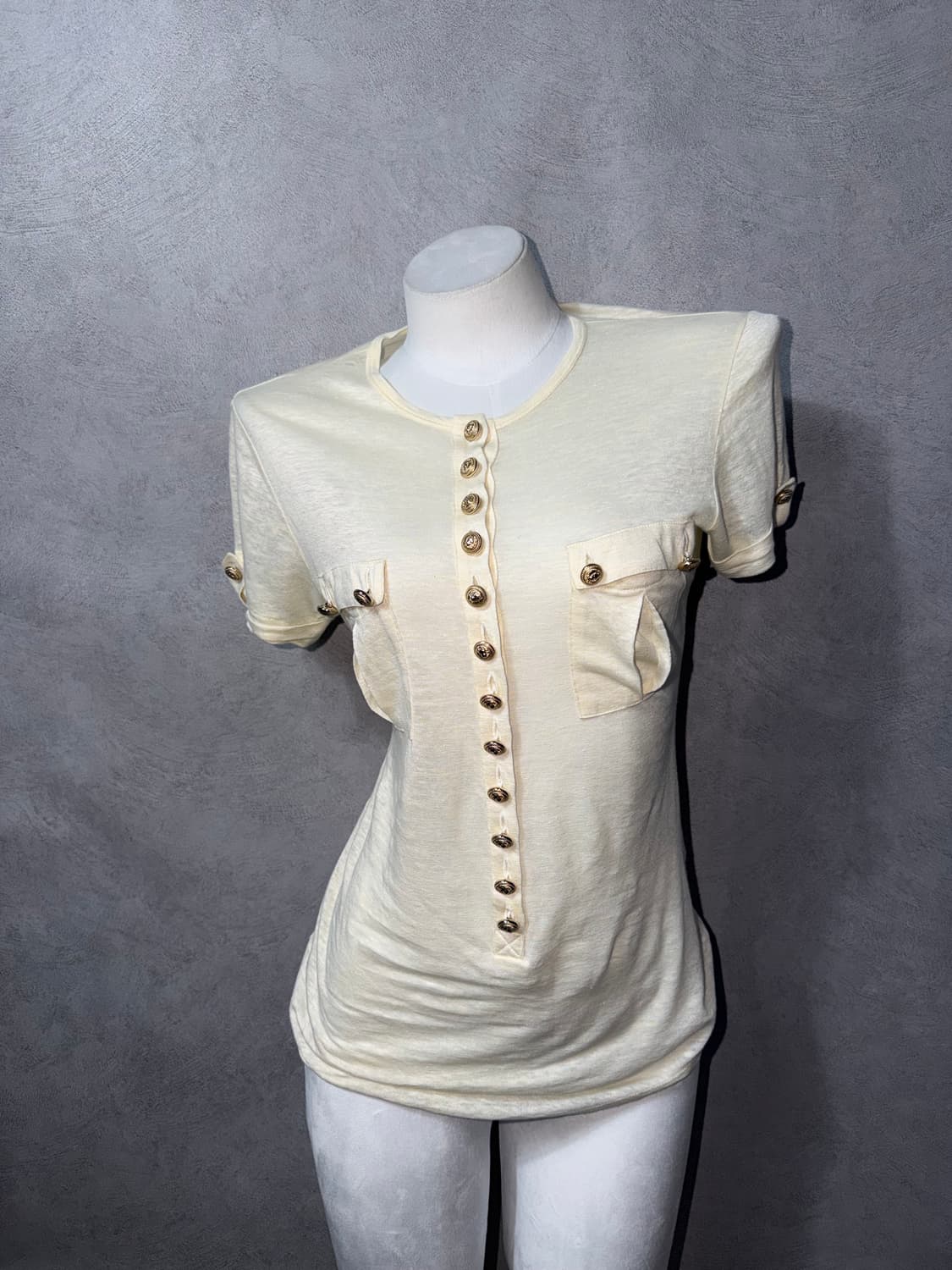 Balmain Button Henley Neck Tee 상품이미지1