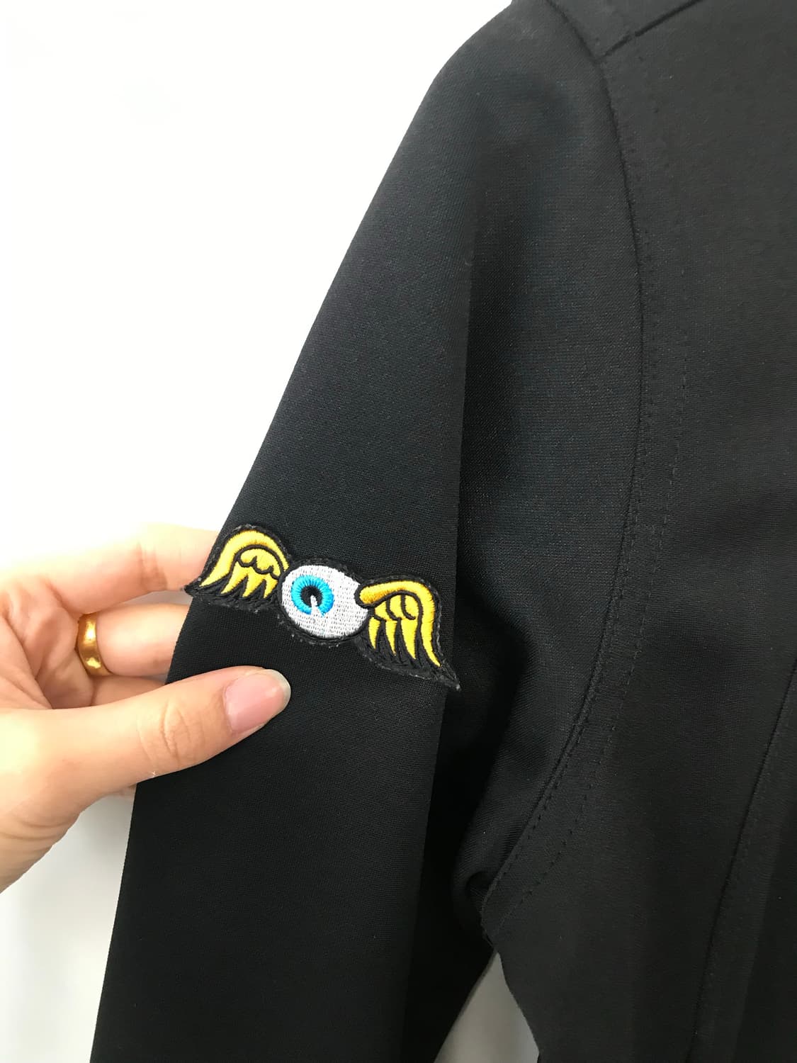 본더치 y2k 와투케 큐빅 백로고 후드집업 상품이미지5