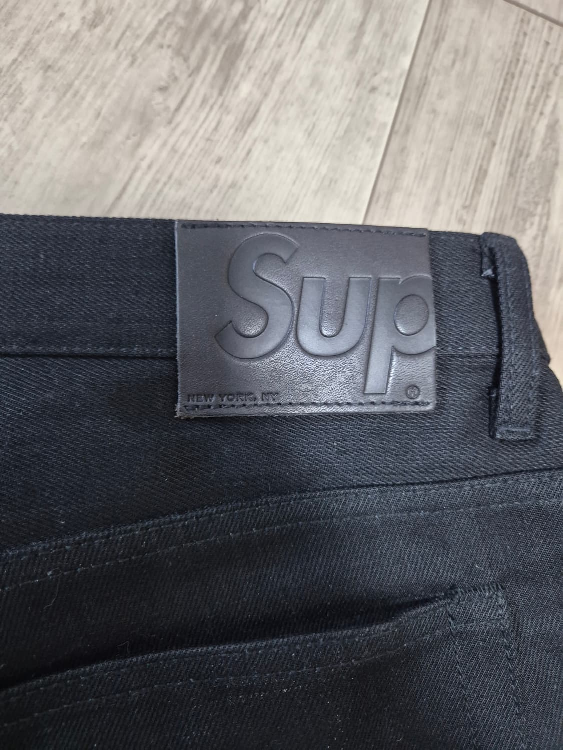 [34]슈프림 리지드 루즈 핏 셀비지 진 리지드 블랙 슈프림 팬츠 상품이미지6