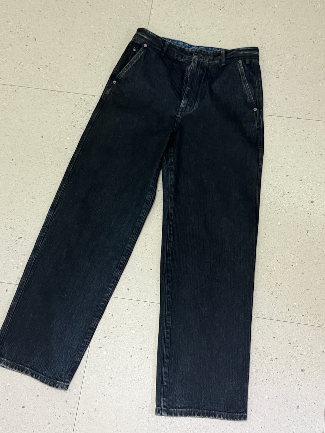 벨리에 트루 레귤러 데님 팬츠 - 페인티드 블랙 상품이미지7