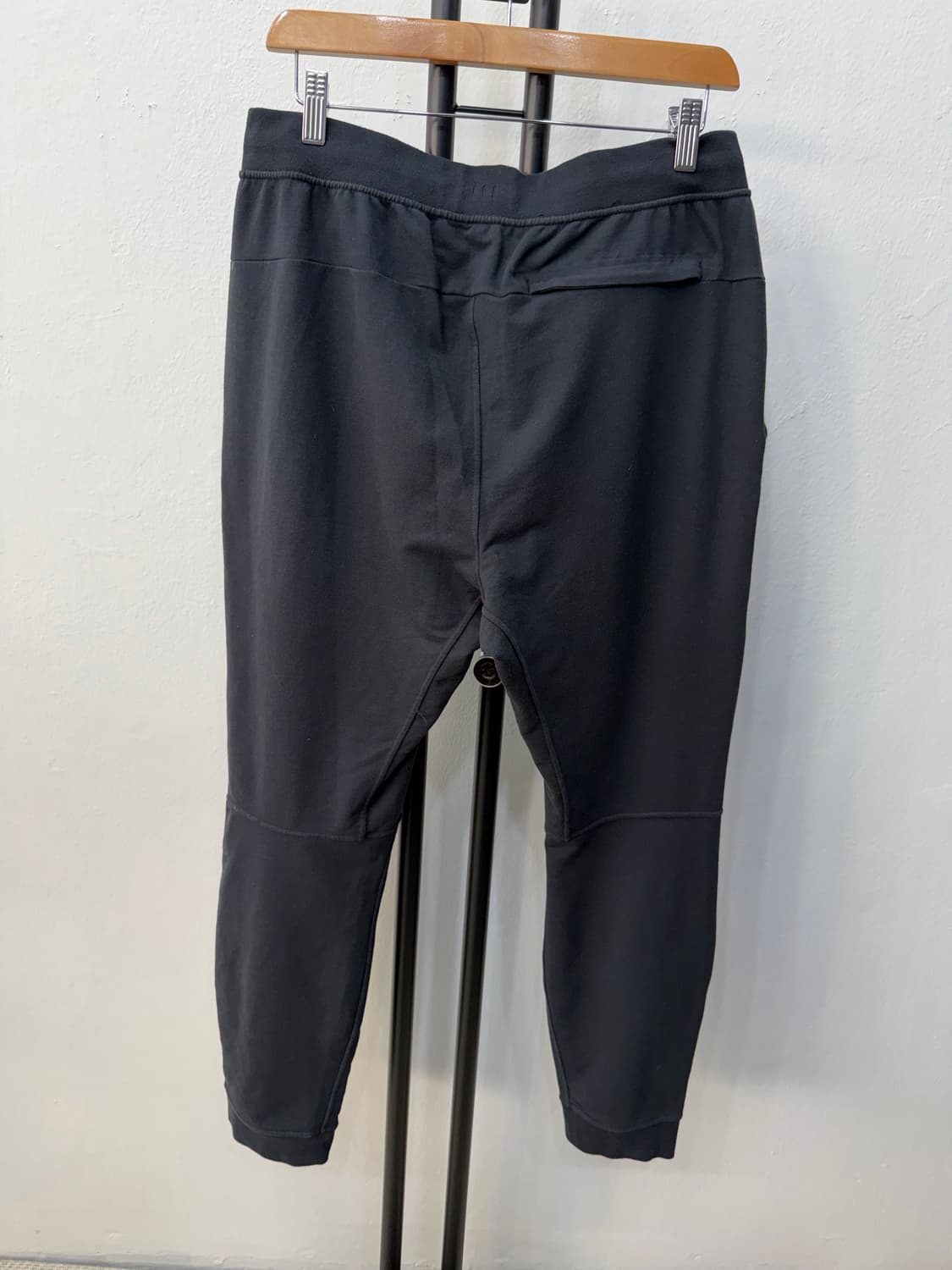 정품) 룰루레몬 남성 조거팬츠 L 상품이미지4