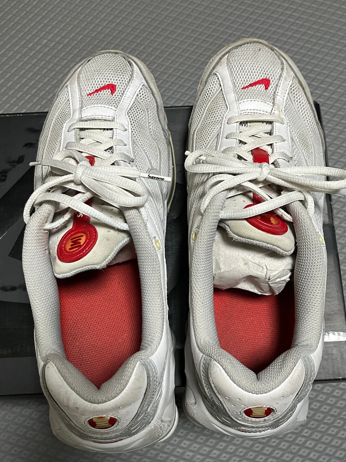 나이키 슈프림 샥스 라이드 화이트 280 상품이미지5