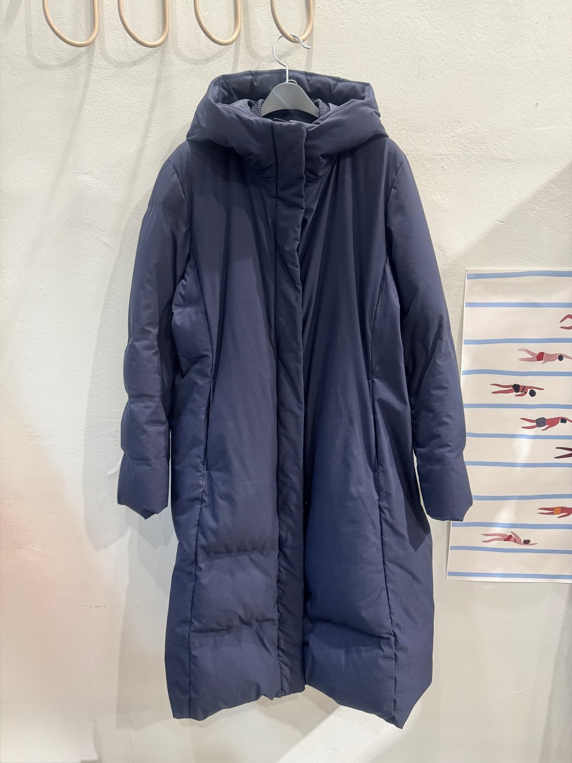 유니클로 심리스 다운 롱패딩 상품이미지1