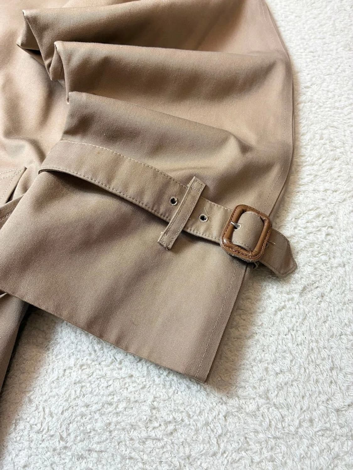 버버리 90's 견장 밀리터리 벨티드 트렌치 코트 PN7517 상품이미지4