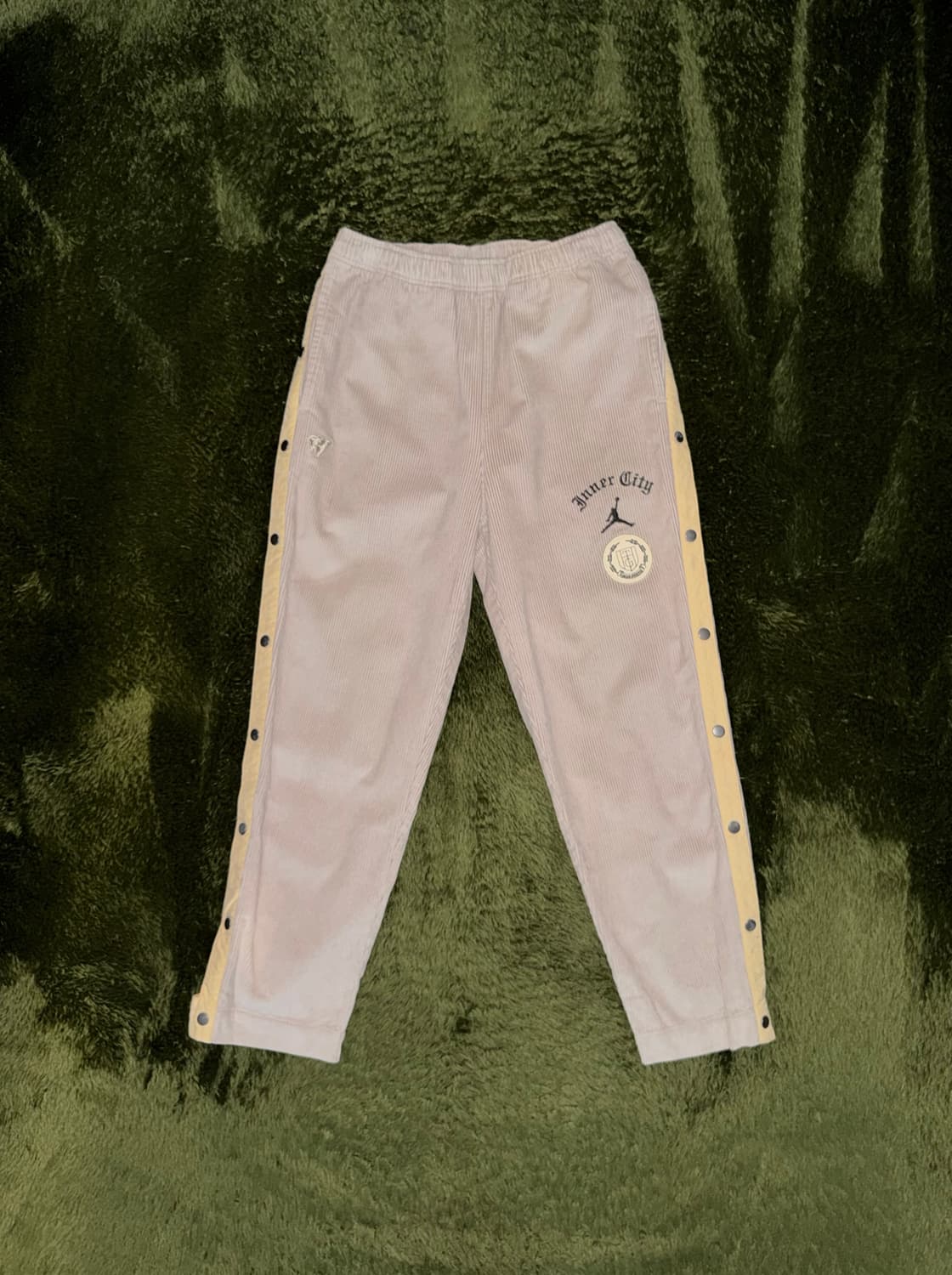 [L] 조던 X 러셀 웨스트브룩 아너 더 기프트 코듀로이 팬츠 상품이미지1