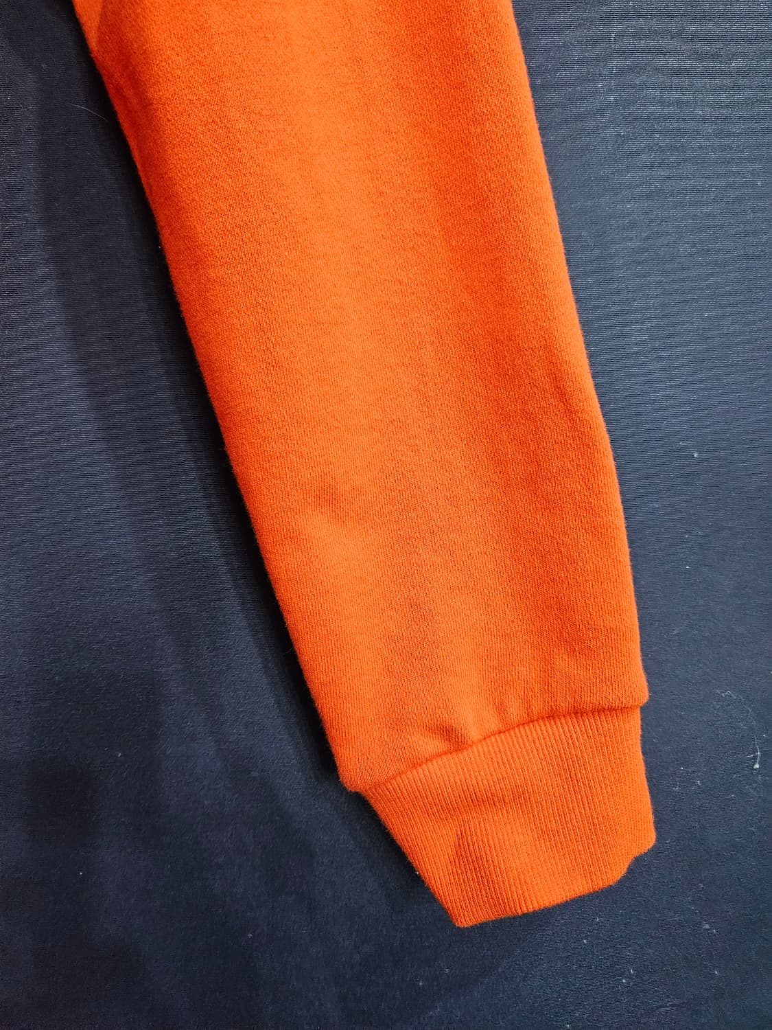 게스 오렌지컬러 남성 100 포켓 후드티  상품이미지5