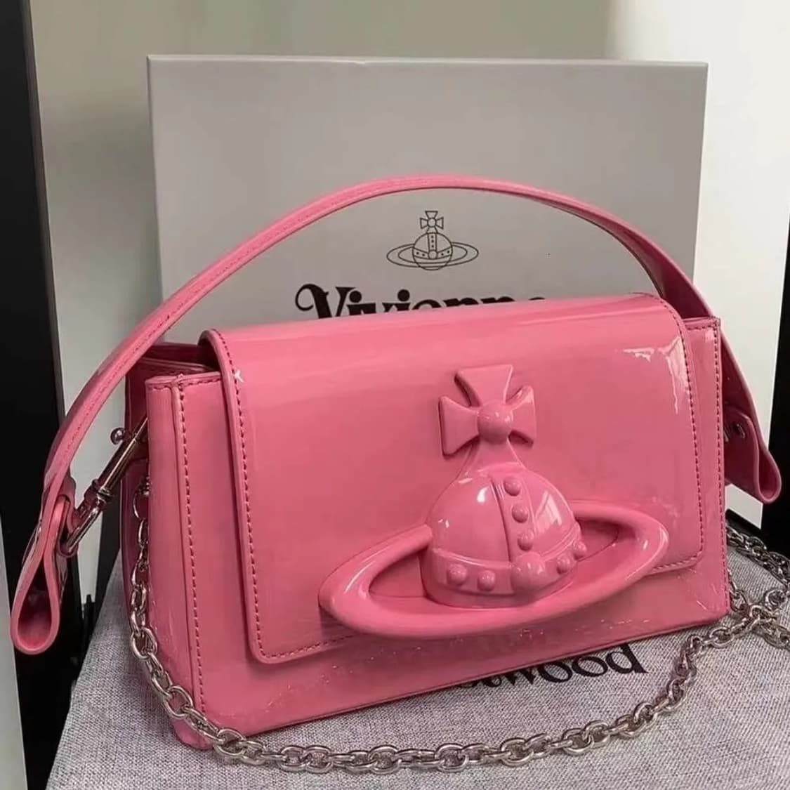 비비안웨스트우드 페이던트 핑크 숄더백 상품이미지2