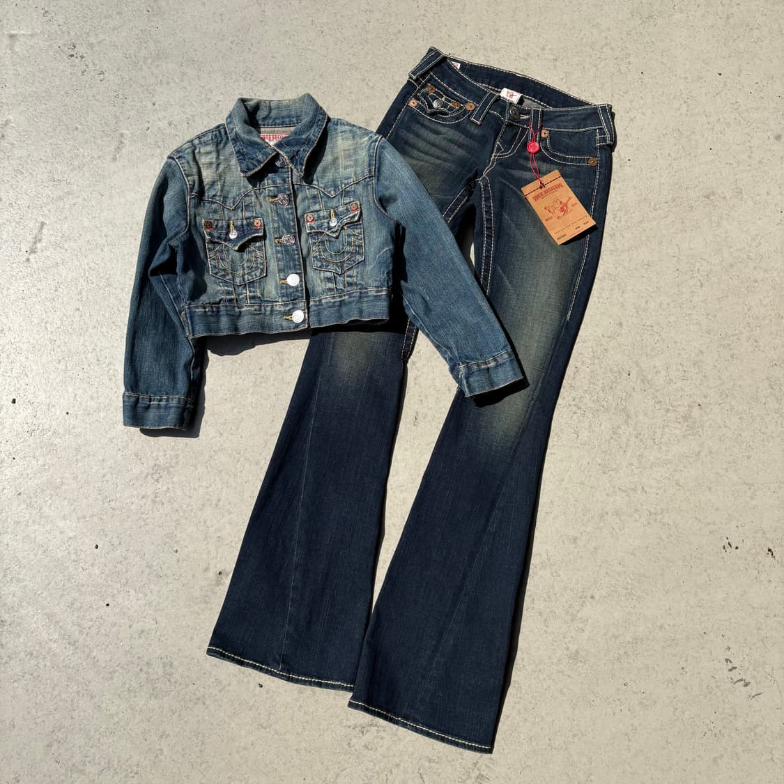 트루릴리전 월드 투어 자켓 상품이미지5