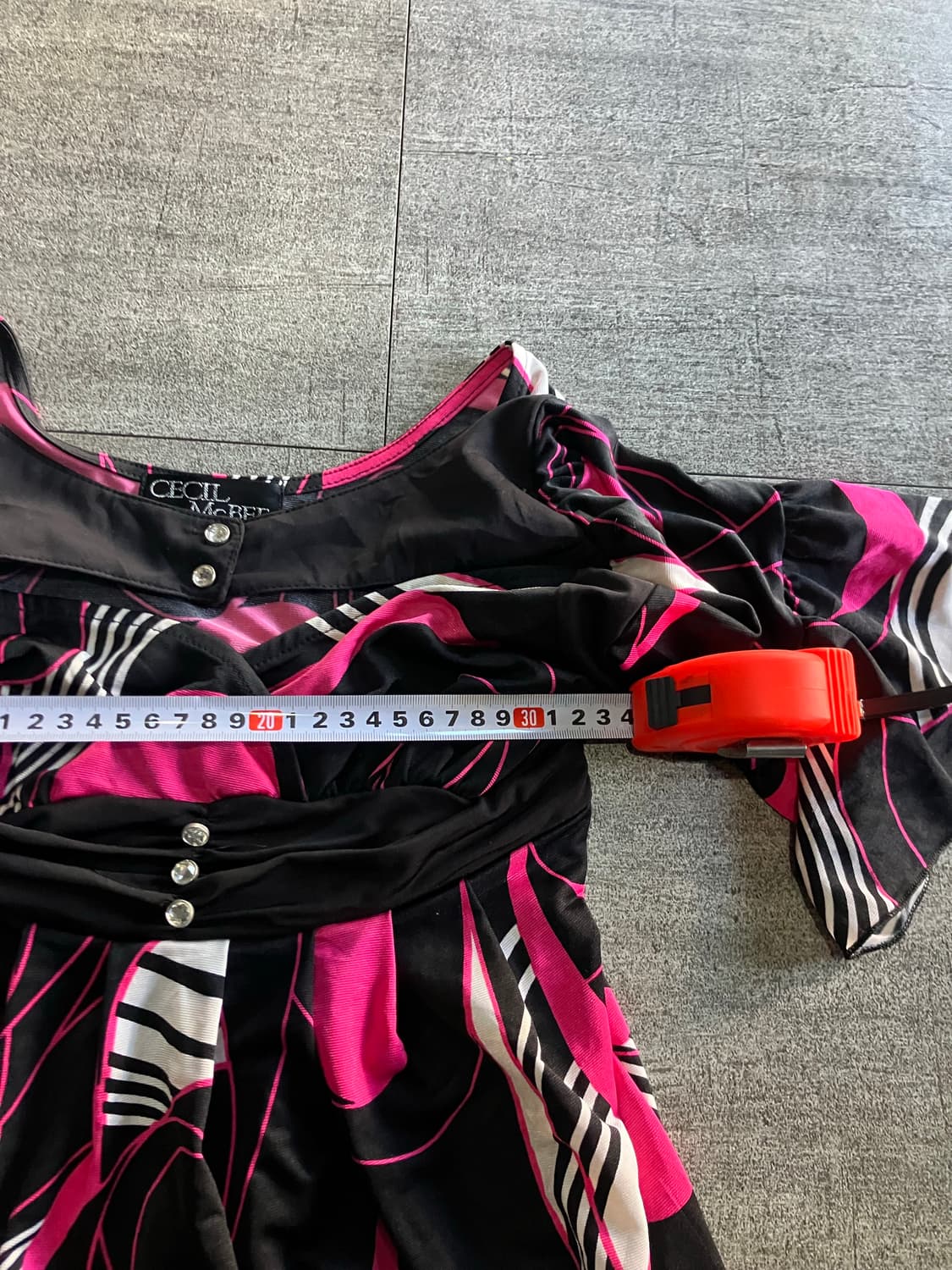 CecilMcbee 세실맥비 핀터깔y2k 오리엔탈펑크 반팔블라우스 상품이미지2