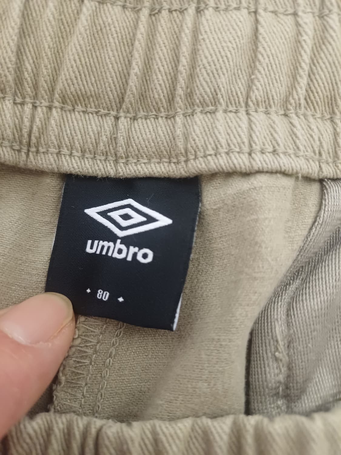 [L] 엄브로 22FW 헤리티지 카고 조거 팬츠 (다크 베이지) 상품이미지3