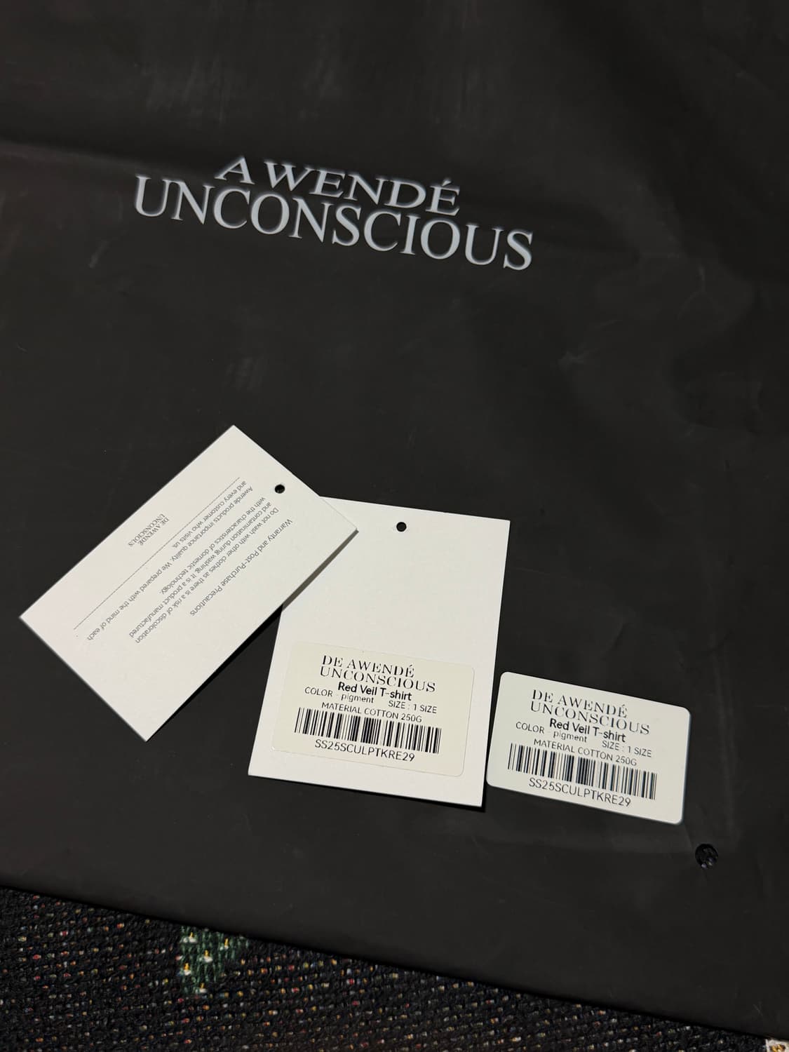 [1] 어웬드 레드 베일 반팔 다크 그레이 상품이미지4